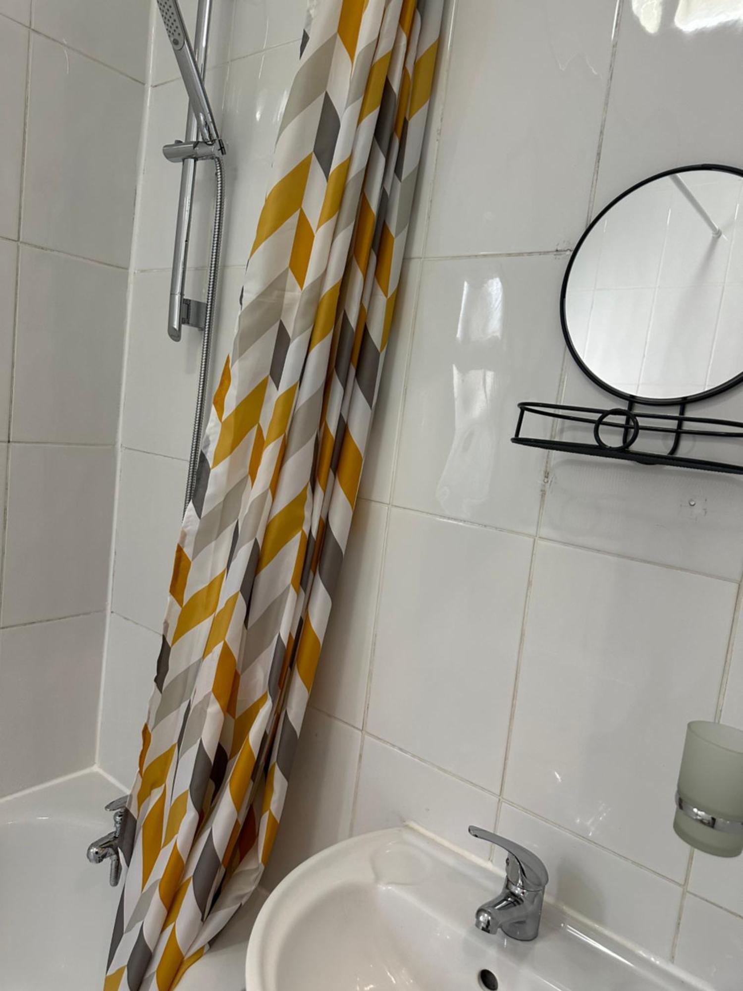 Apartamento Amazing Ground Floor One Bedroom Forest Road *