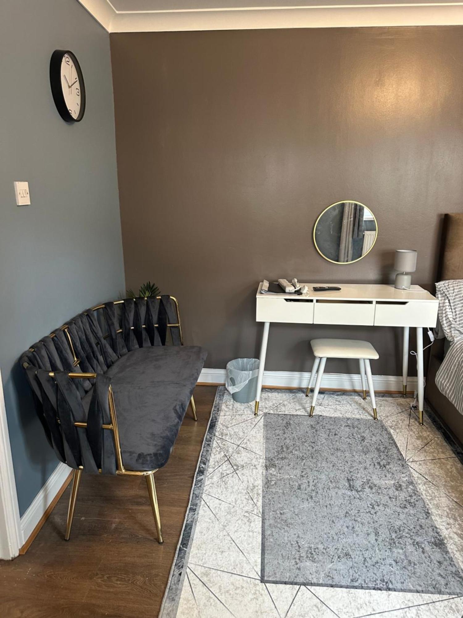 Amazing Ground Floor One Bedroom Forest Road Appartement Londen